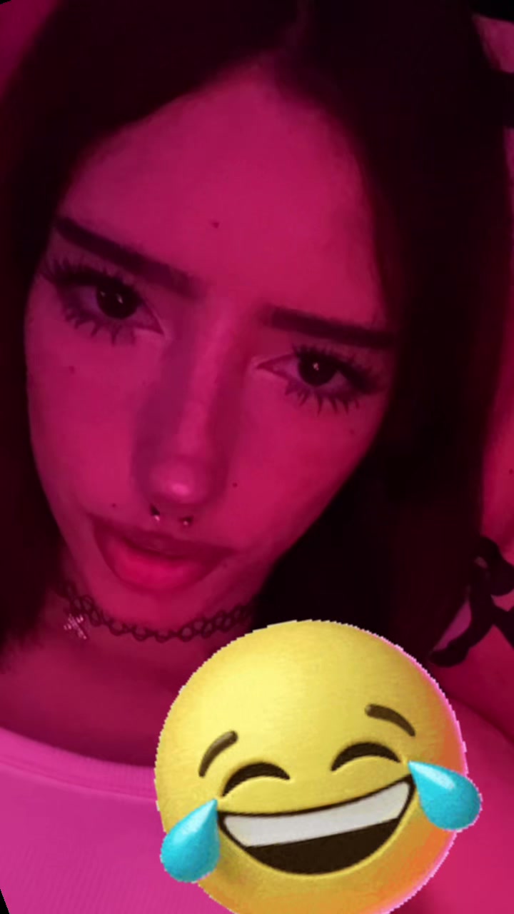 @mllywrldd