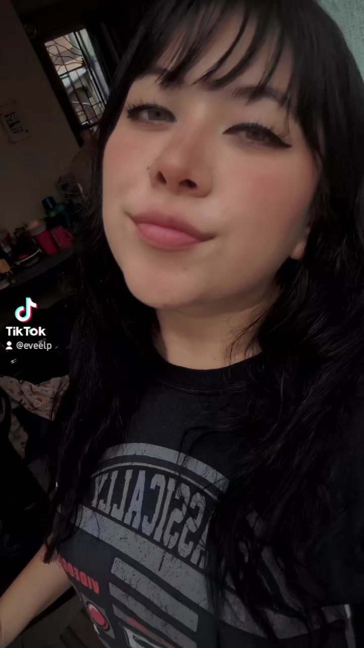 @Eveelyn
