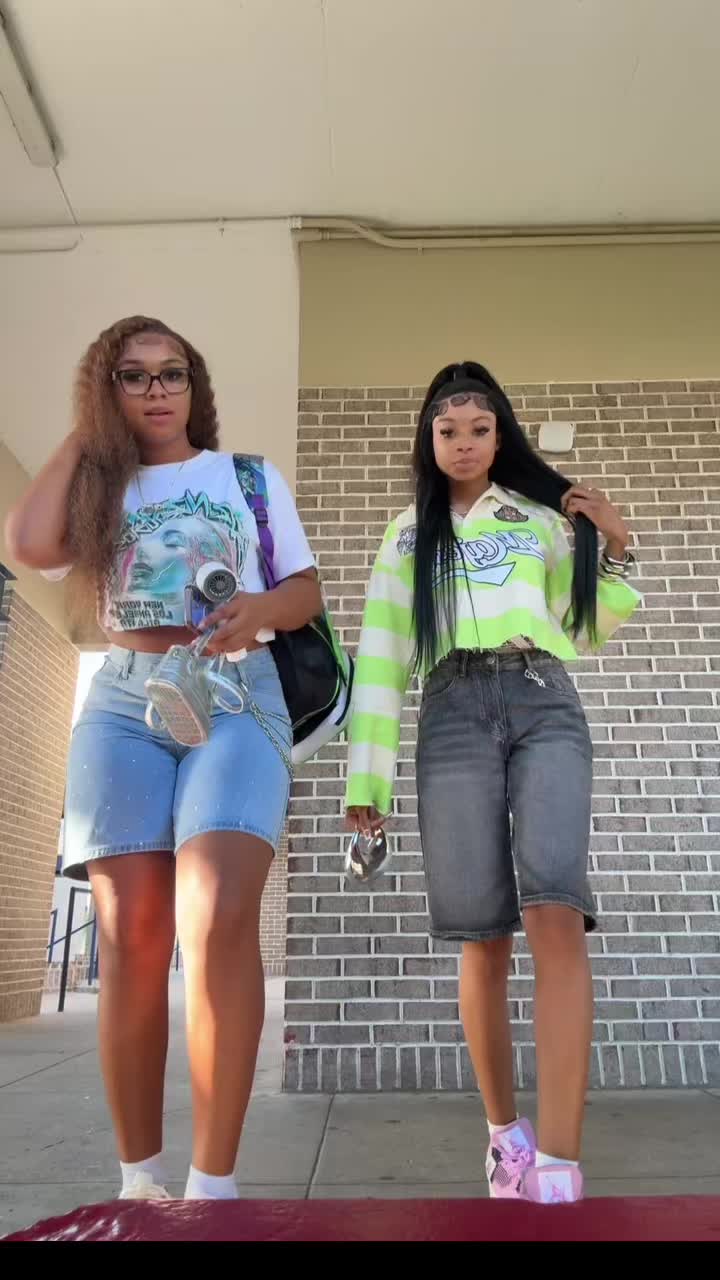@Yella.Barbie