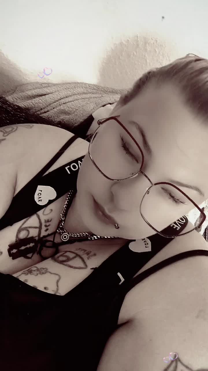 @🦇Mrs.FlatterDings🦇