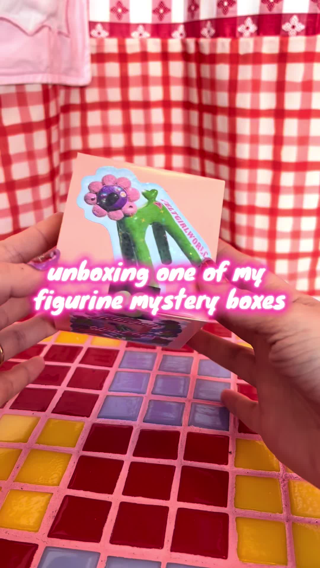 @feltgirlworld