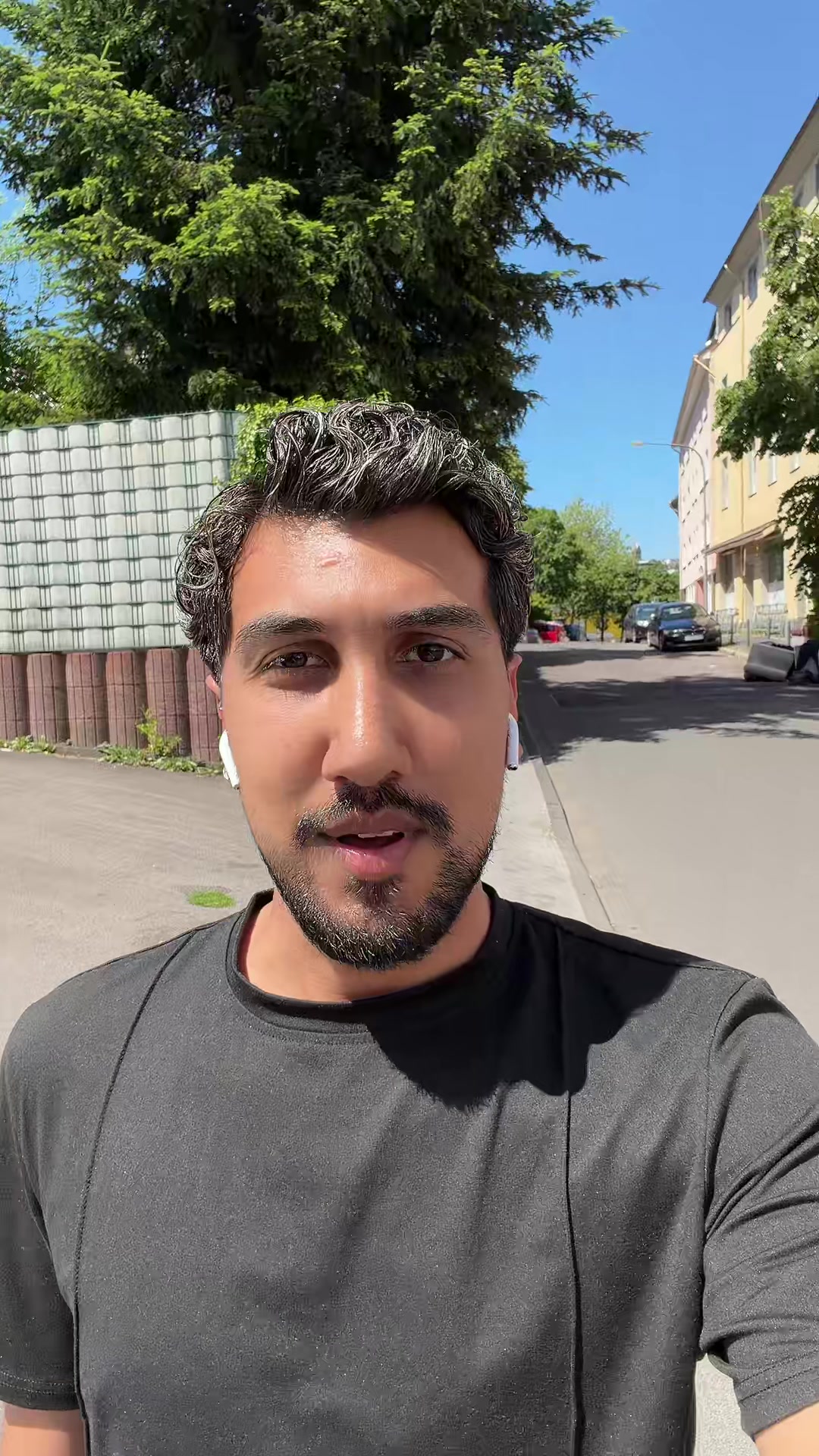 @𝐸mir Öz