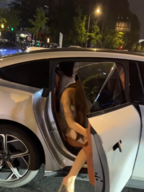 @Dj-D 豆包版