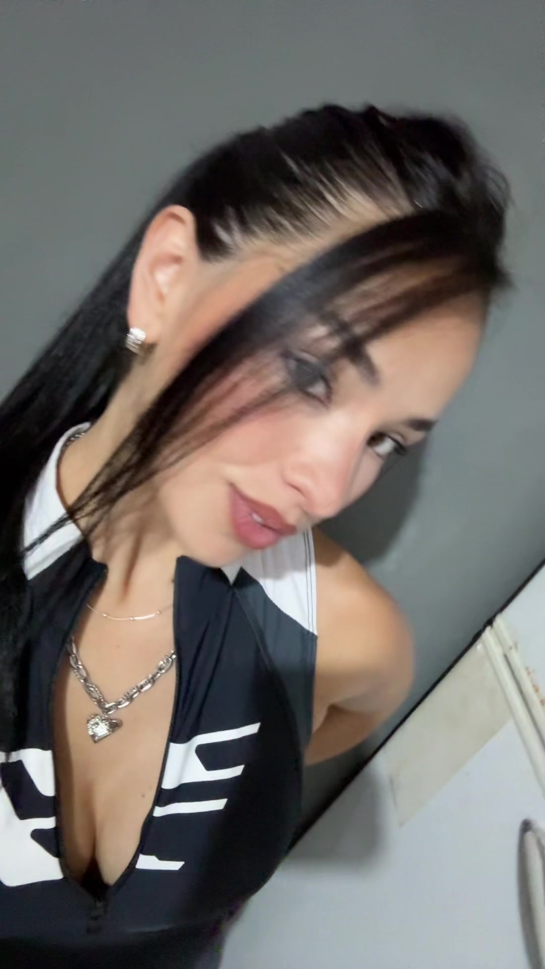 @Camila Farias