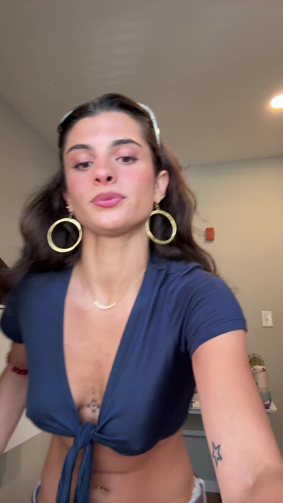 @Absolutlyavi