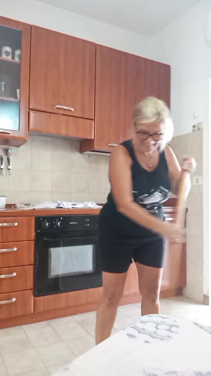 @annabionda70