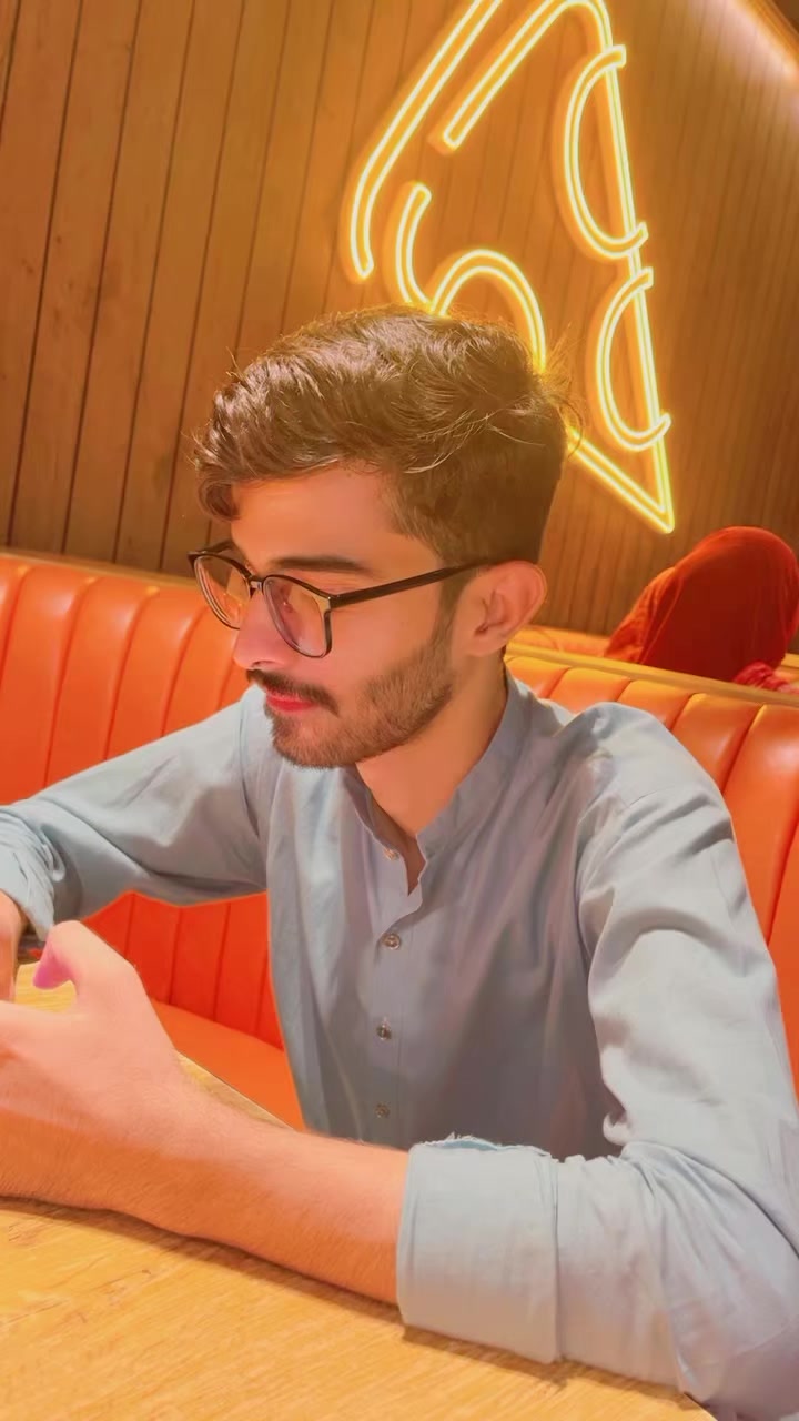 @𝙃𝙖ر𝙞𝙨😎👑