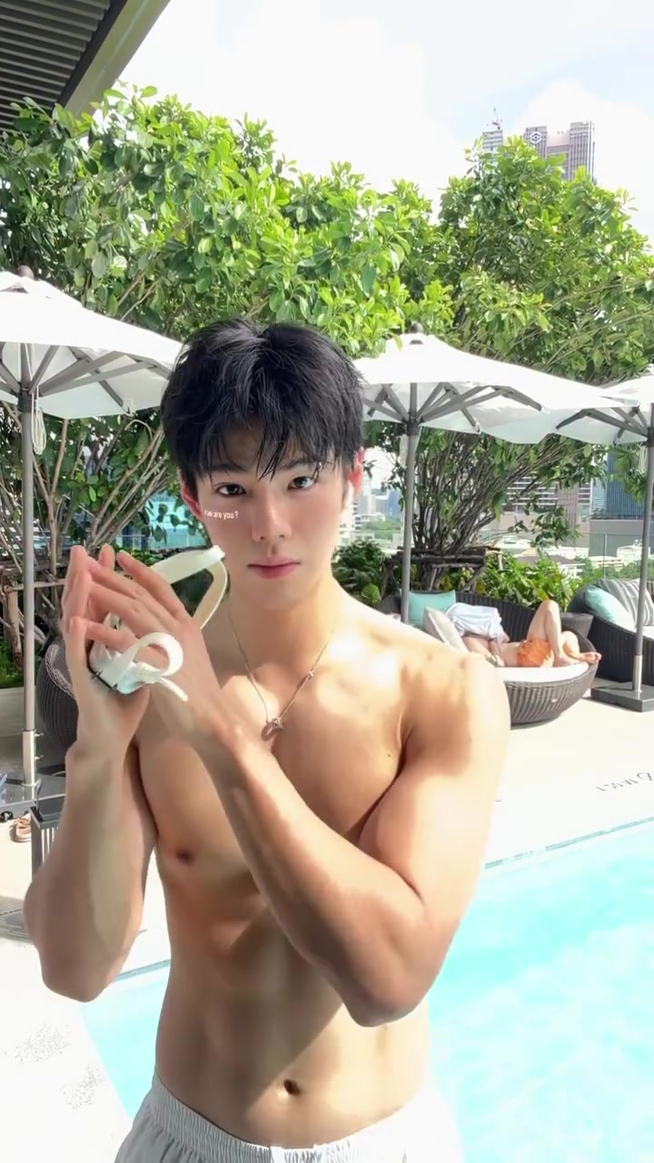 @ThaiChineseCuteboy