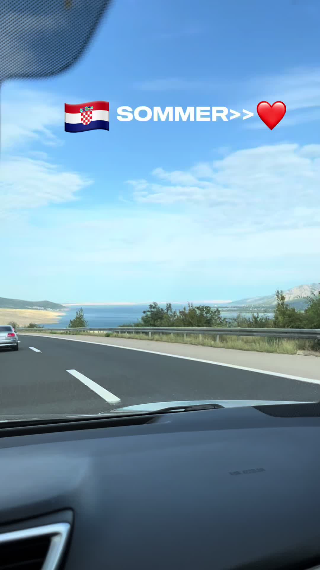 @Viktorija🍀