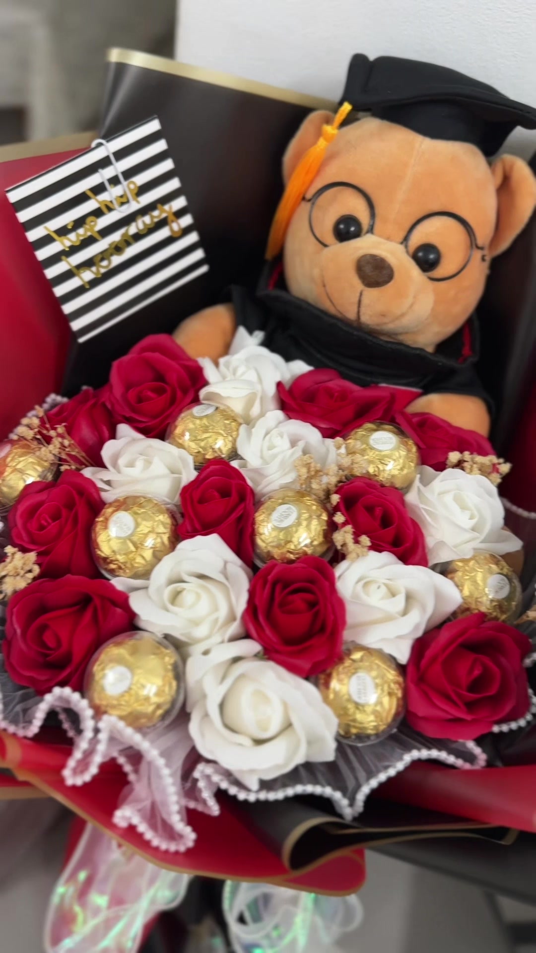 @LK Suprise Delivery