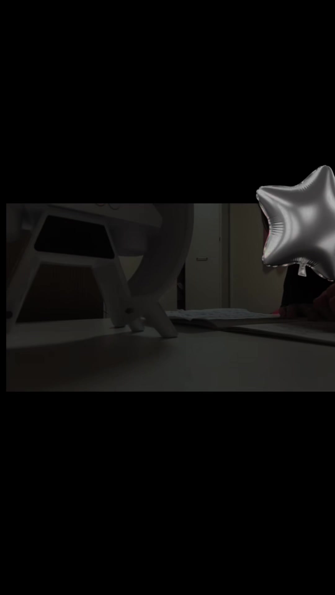 @R🫥