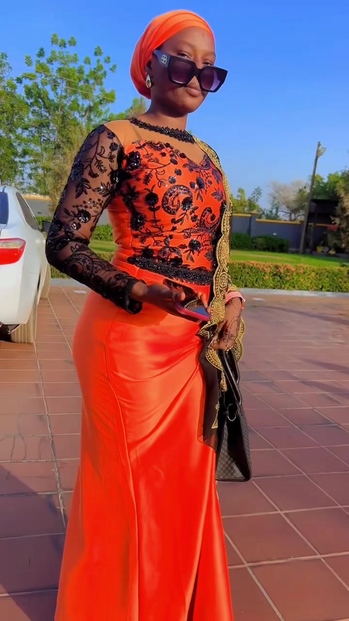 @Muneerah🦋🌺
