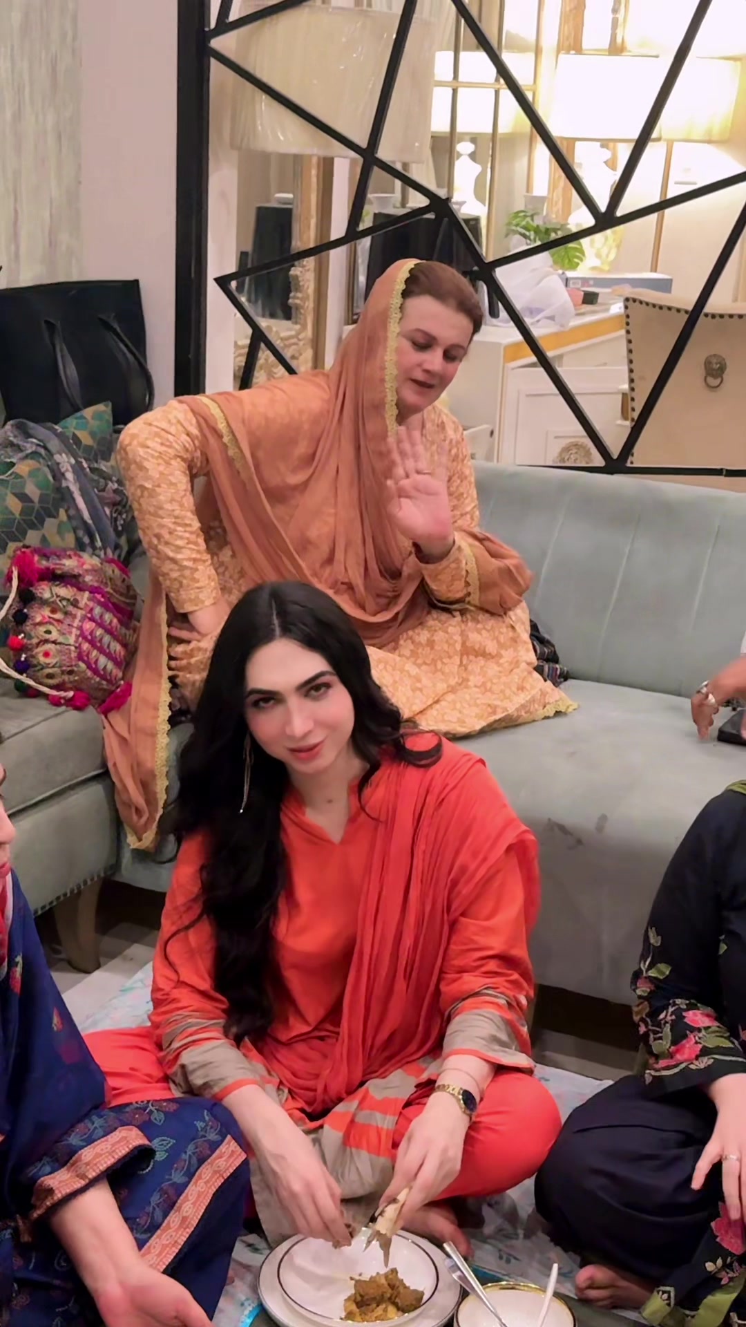 @Malika khan