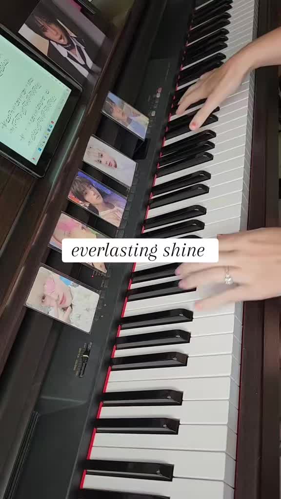 @Lucy - 🎹  & 📚