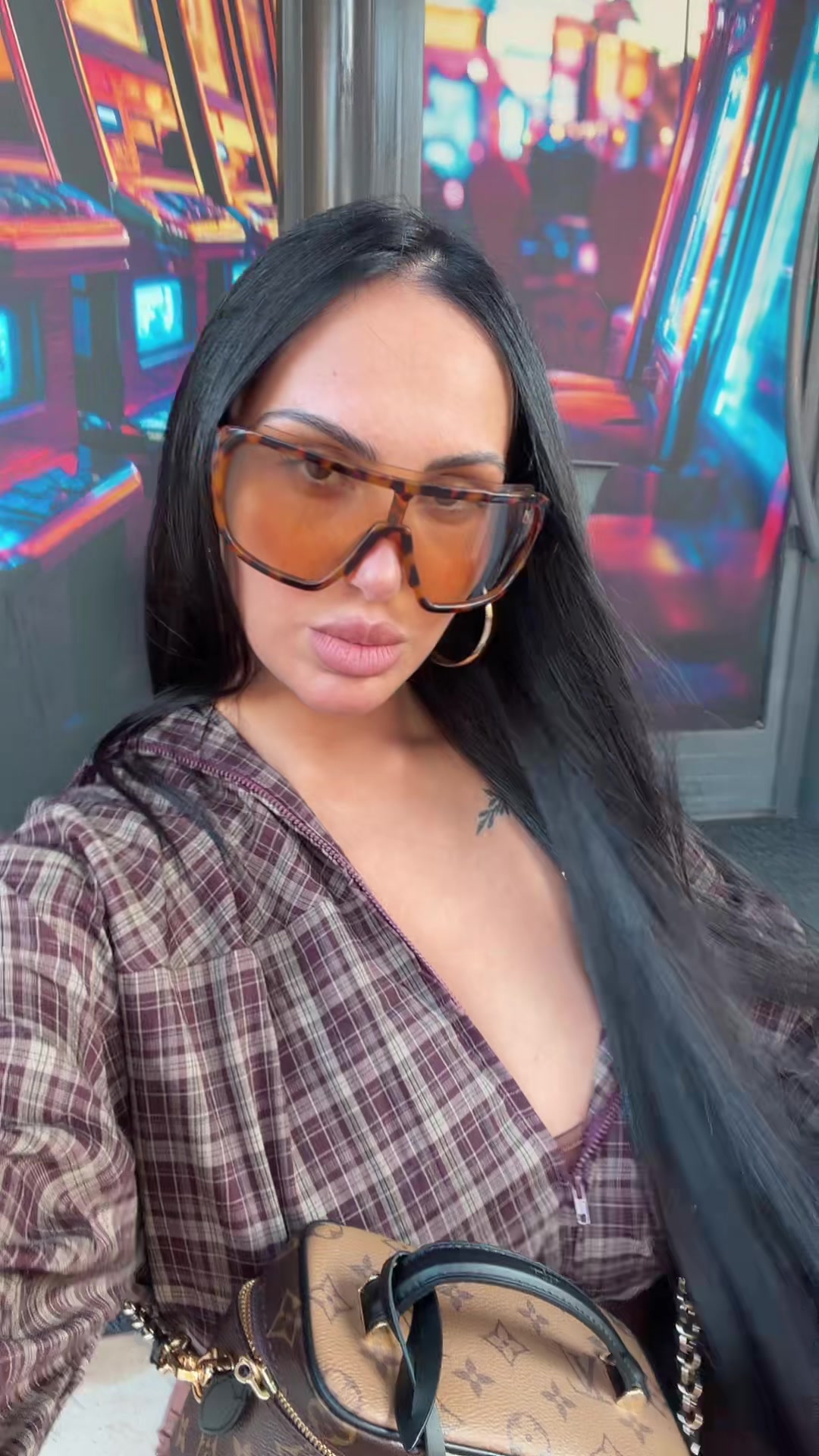 @Martina🥀