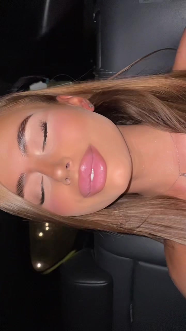 @Luna