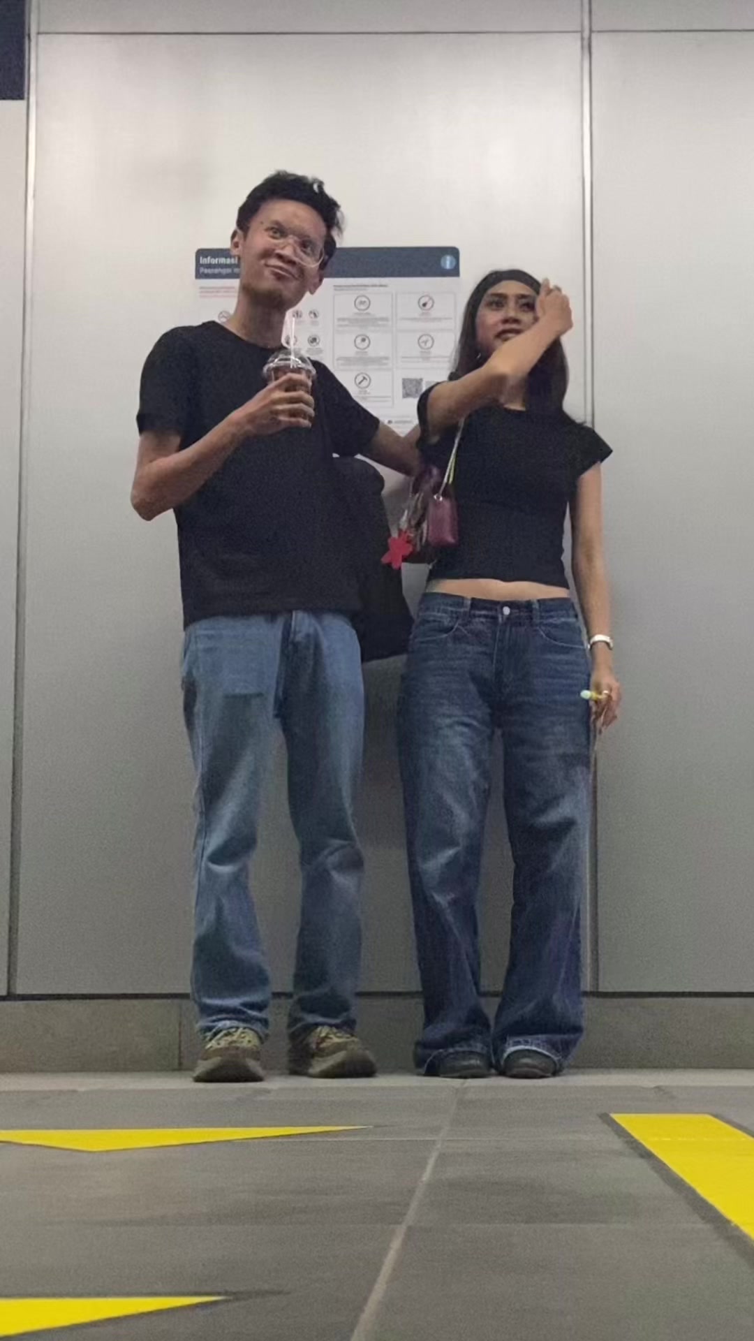 @utikautsar