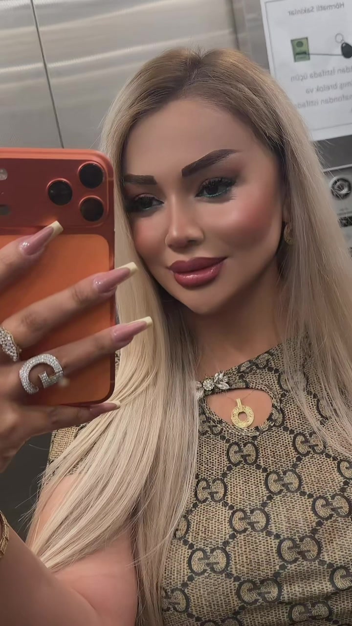 @G&uuml;nay Məhərrəmova
