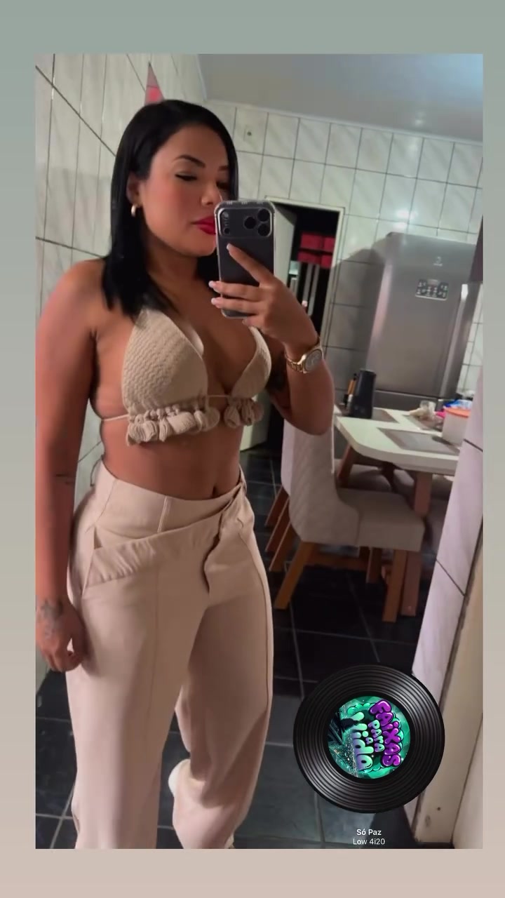 @Florzinha. 🥰