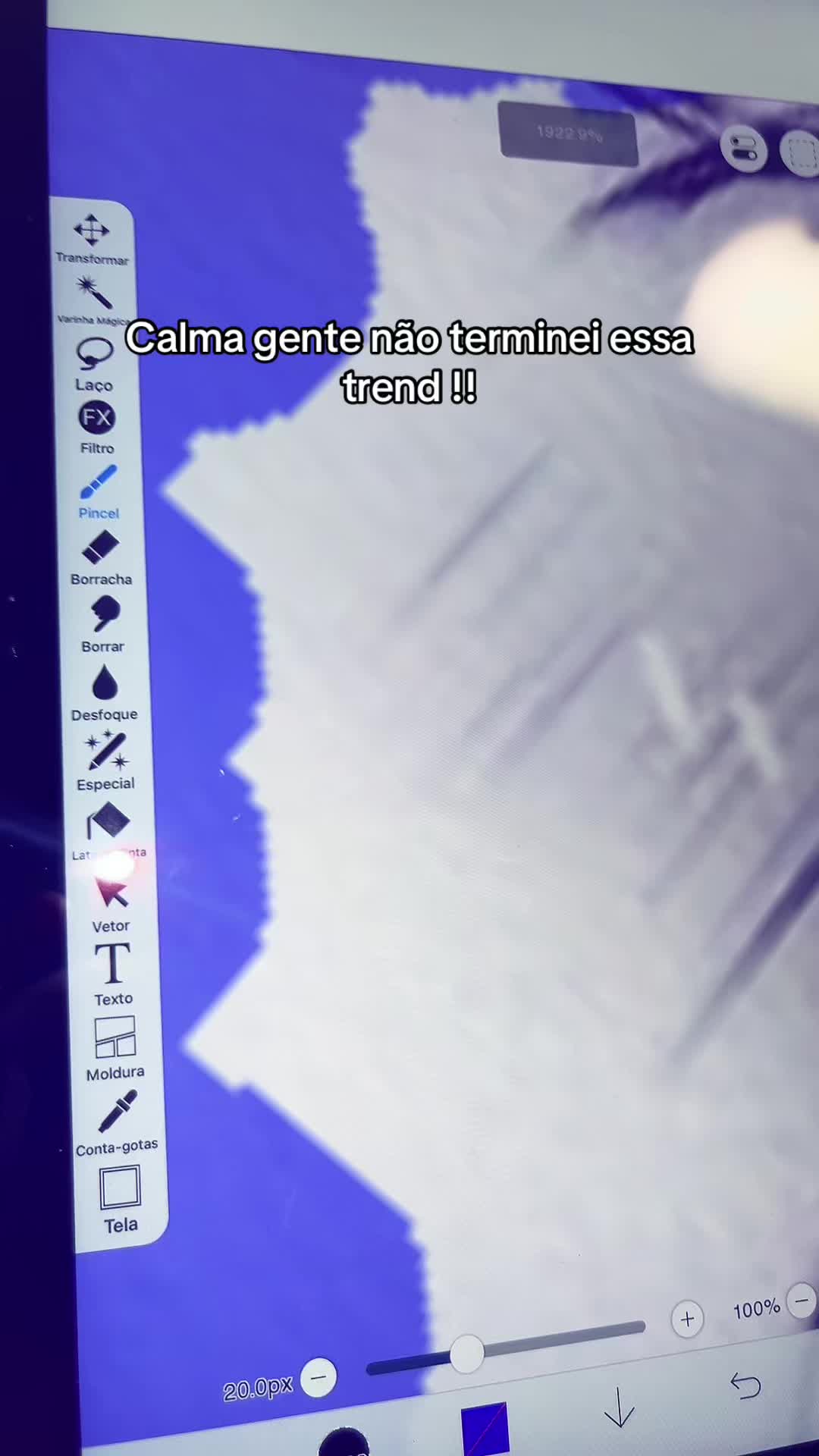 @-Oq Ana está fazendo.