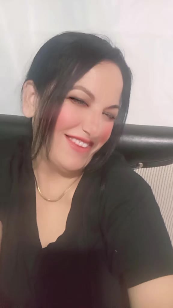 @gülüşü güzel Antakyalı çiğdem