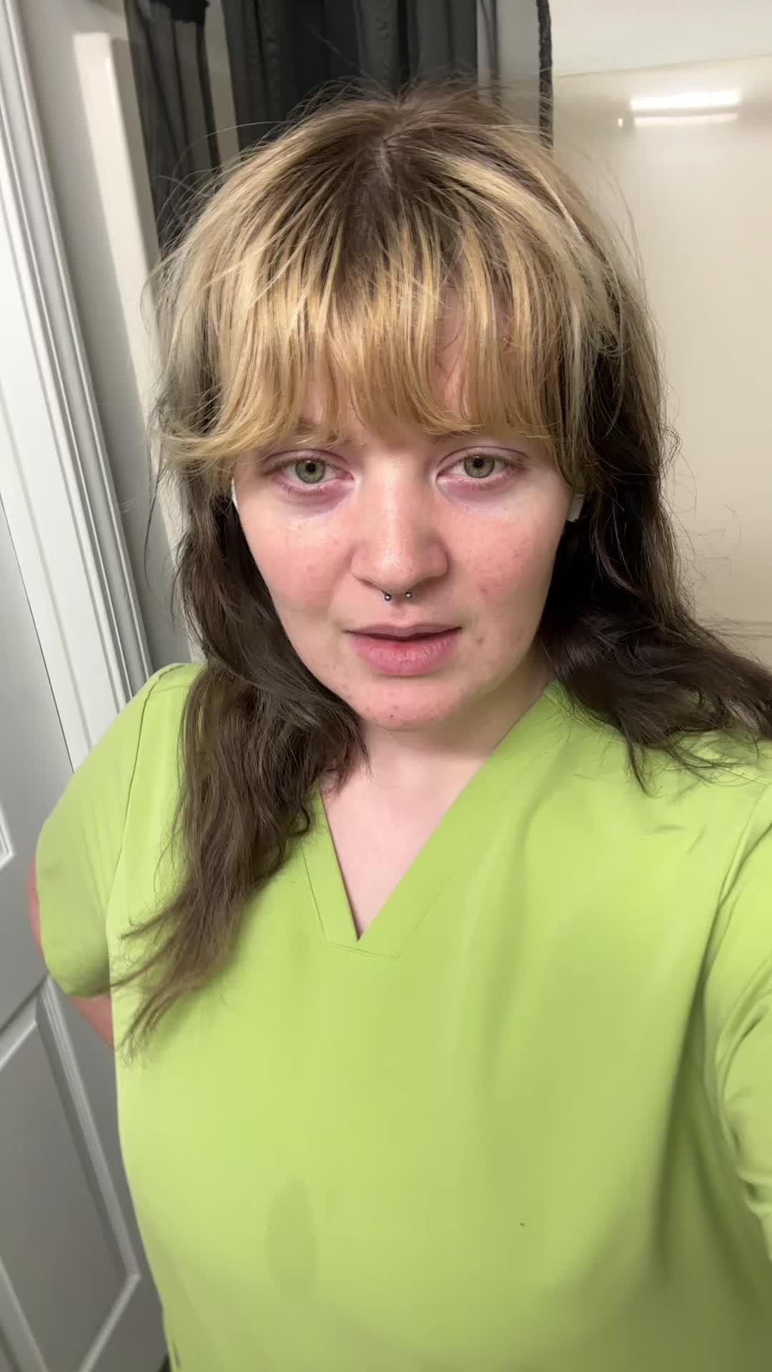@👻