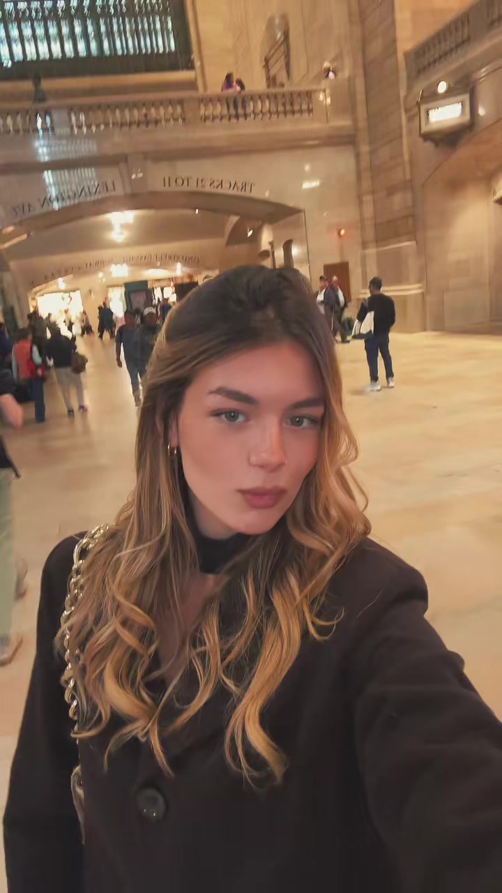 @Victoria Trunkl🇧🇷