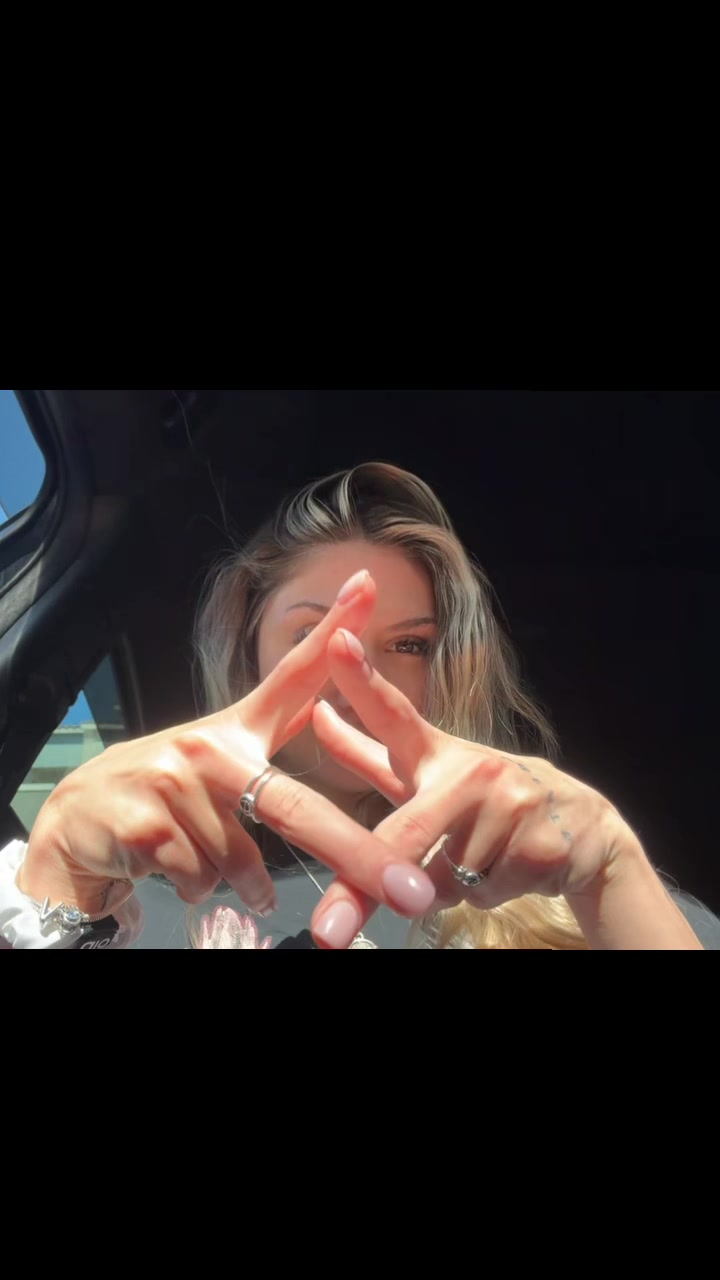 @whoisvulpiix