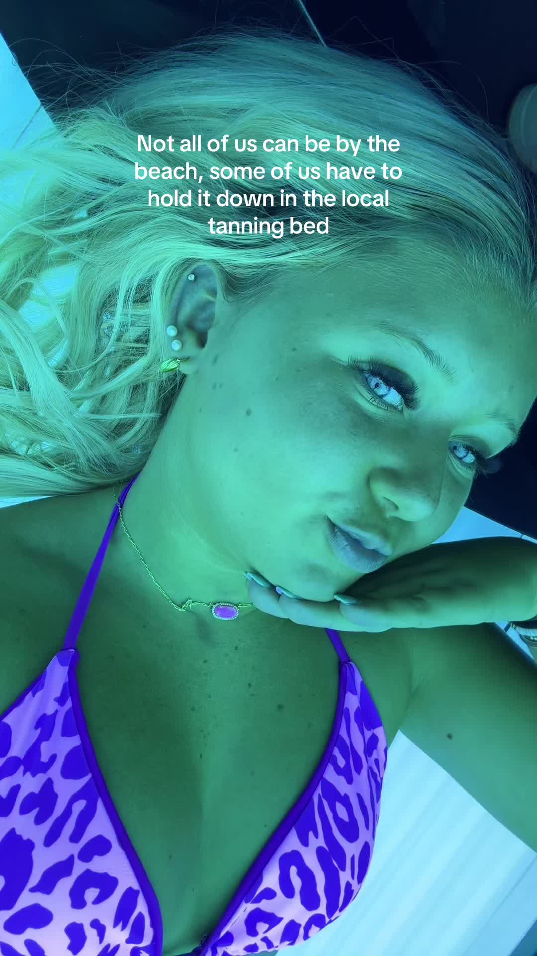@Bronzed Bombshell Tanning ๐ฉท