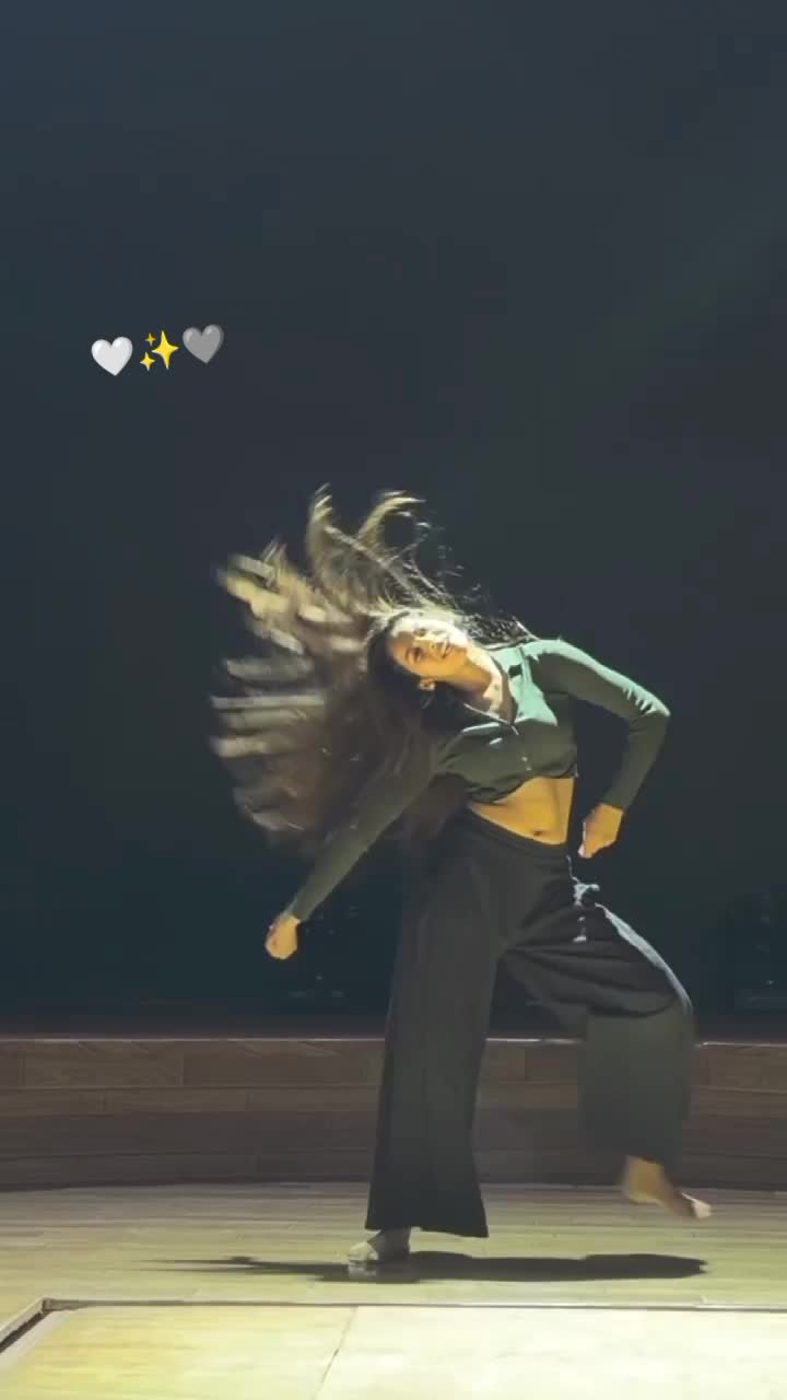 @Hot 🥵 Dance