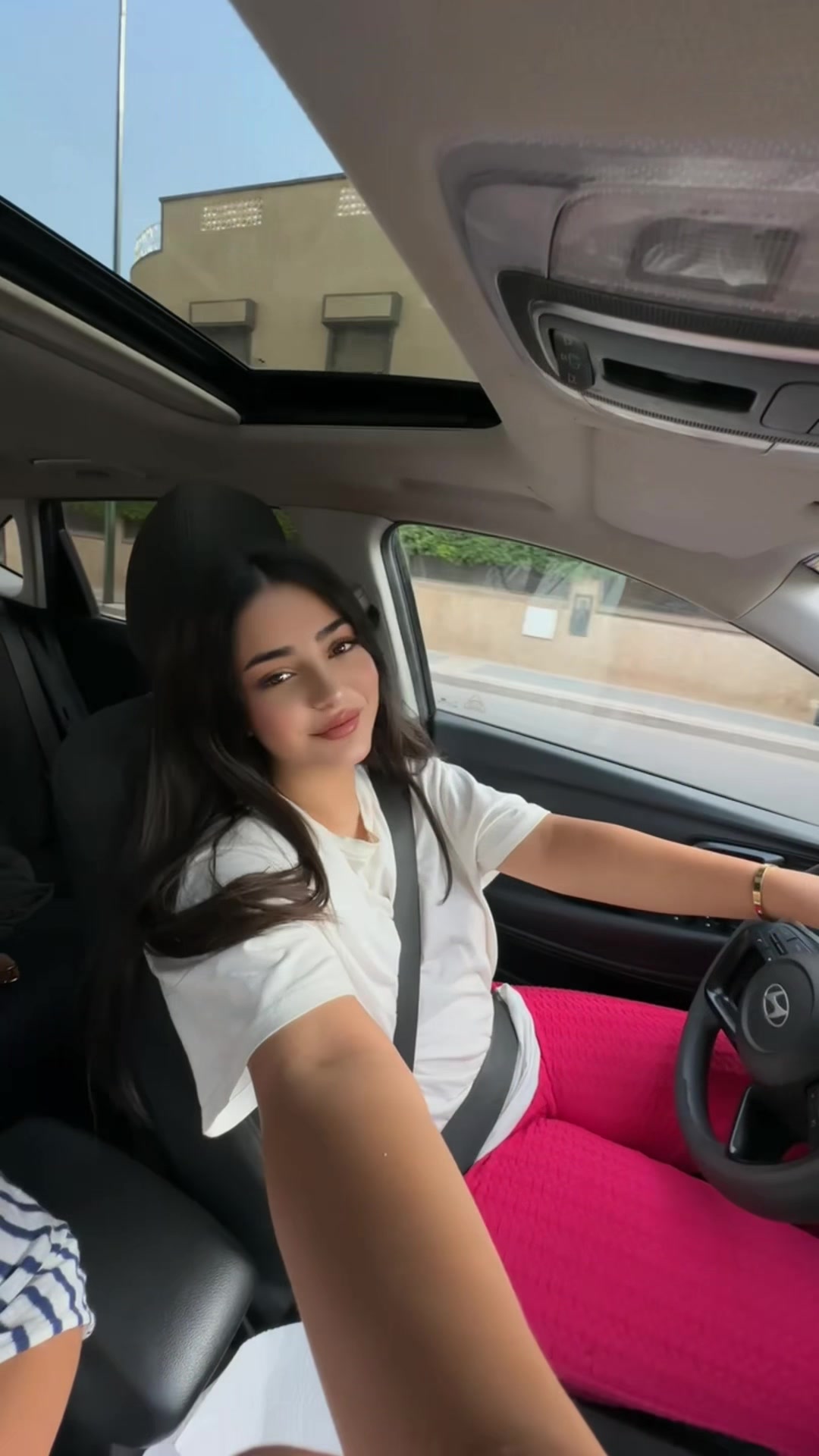 @Hajarita_ess