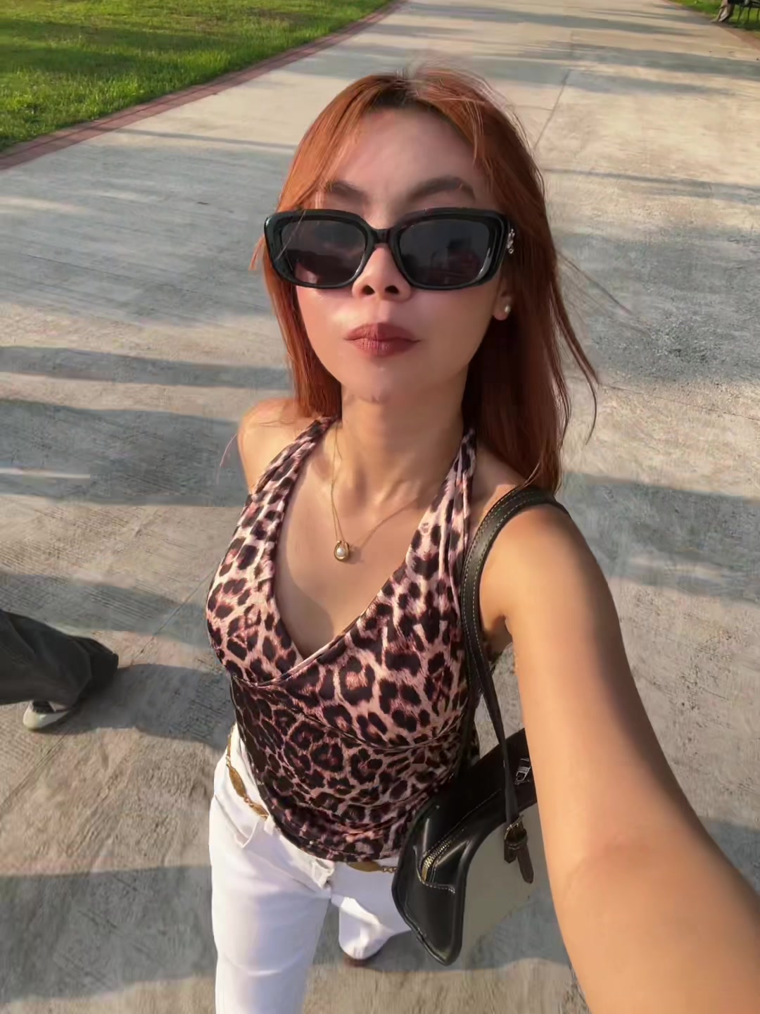 @Whoslebs_ on IG