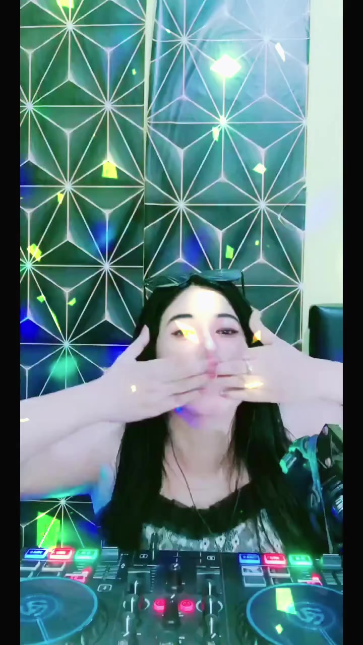 @🕉️ FDJ AISYAH JEGEG BULAN