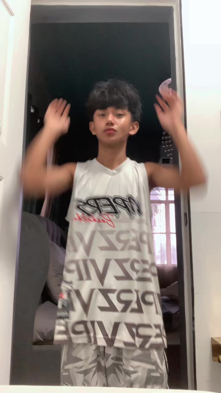 @AIANNNNNNNNNNNNN