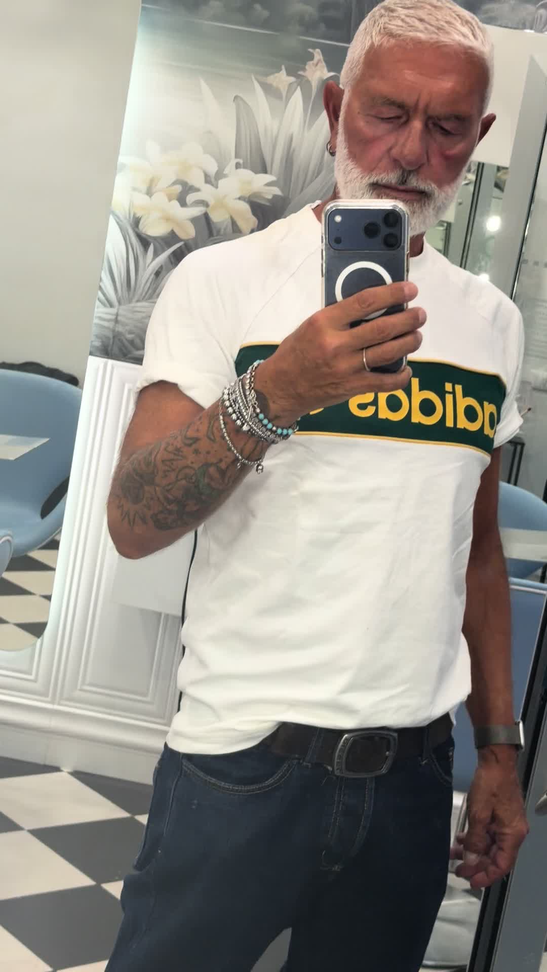 @Gio