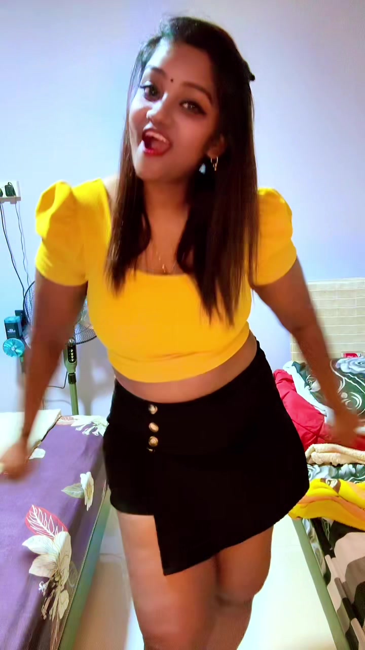 @Malini🖤💚✨🌻