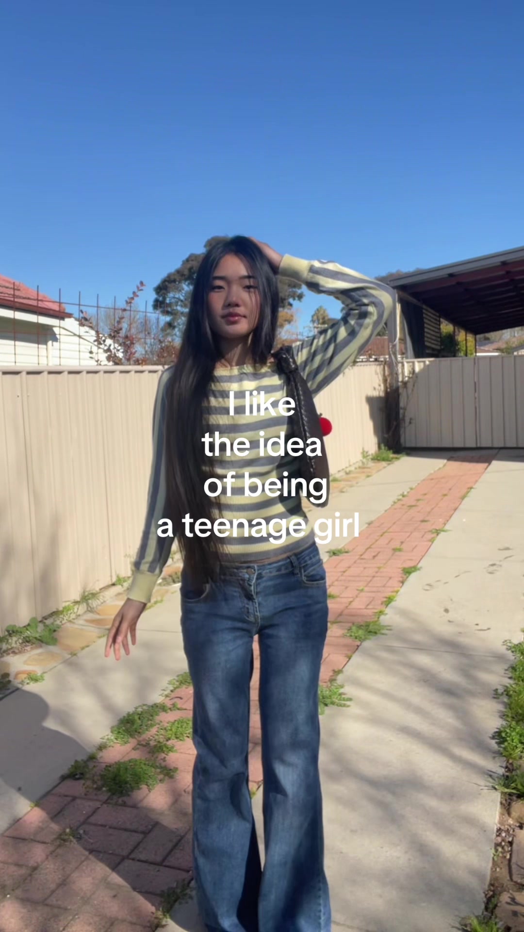 @><