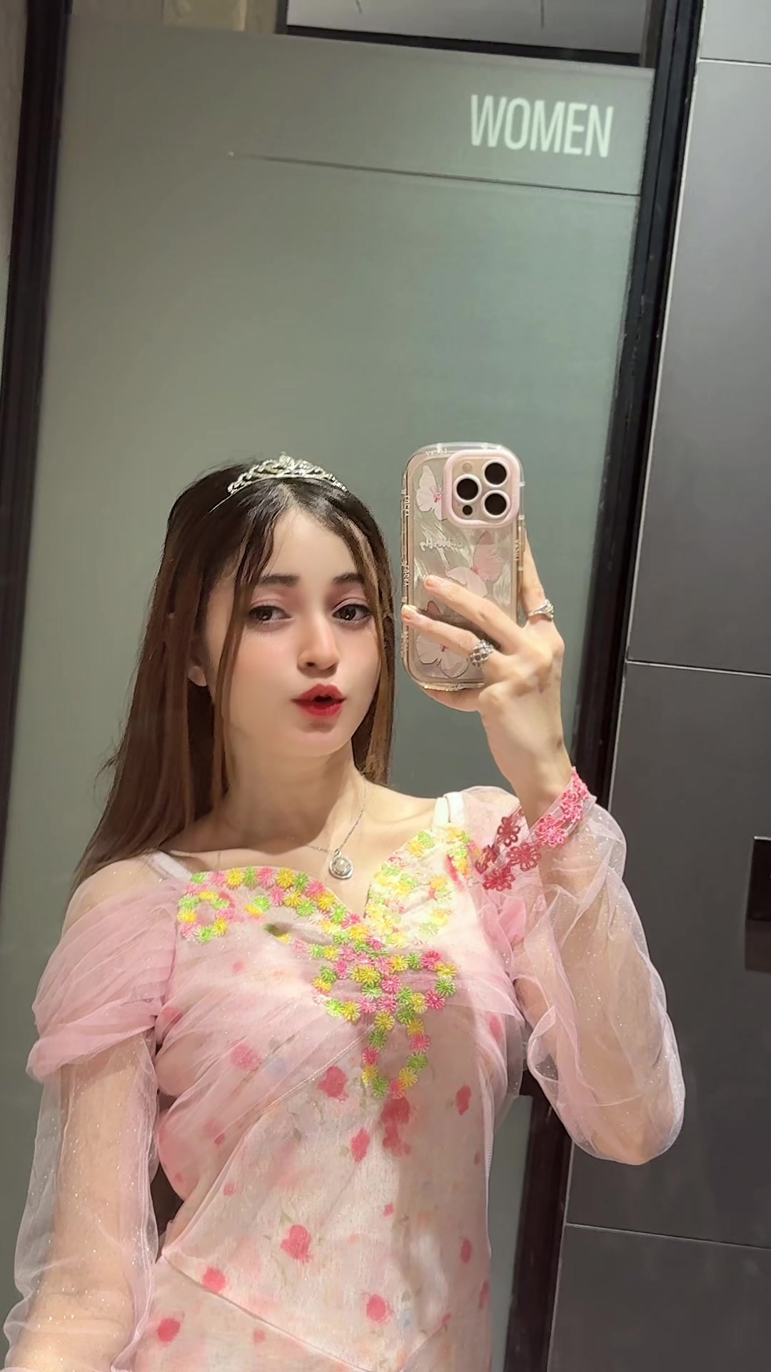 @🧚♀️✨-RI CH I -✨🧚♀️