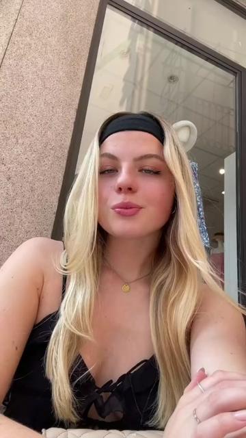@tinaMiller98
