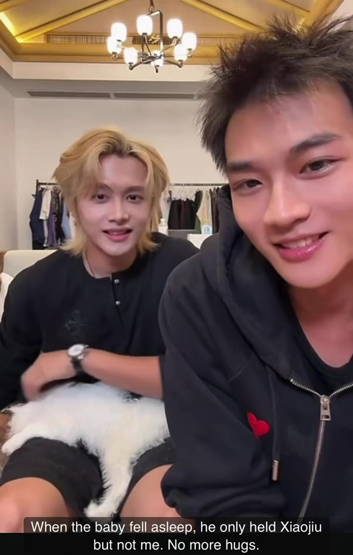 @Xizhao-Kuma-XiaoJiu-Liu🐻🐶🐳