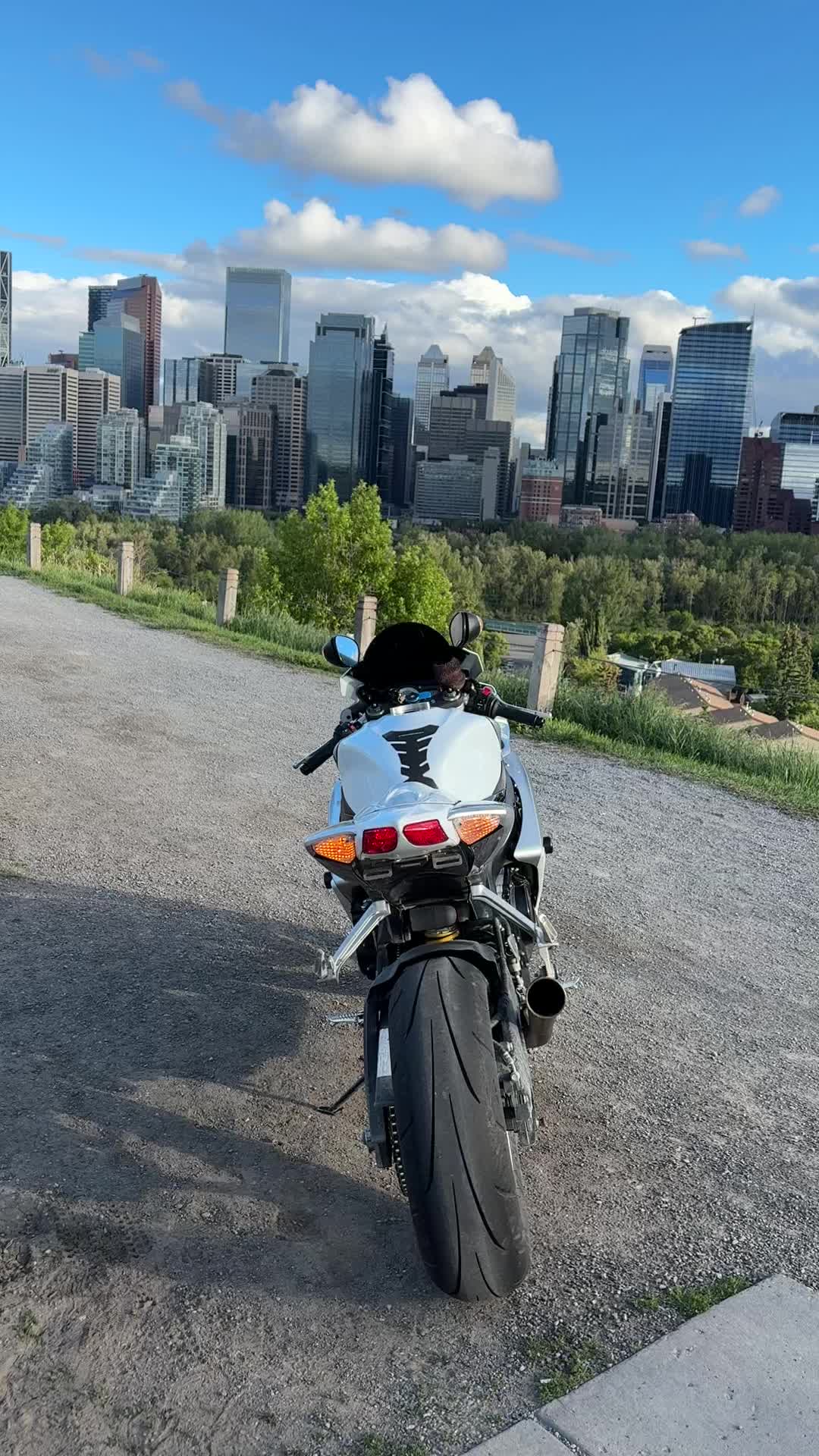 @621