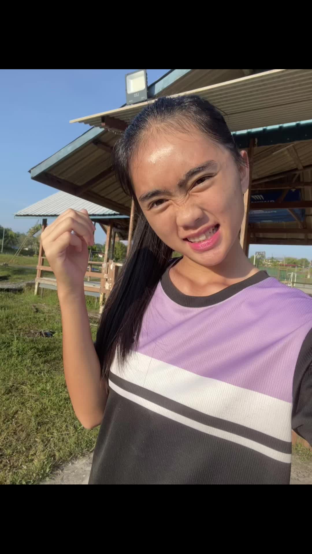 @️
