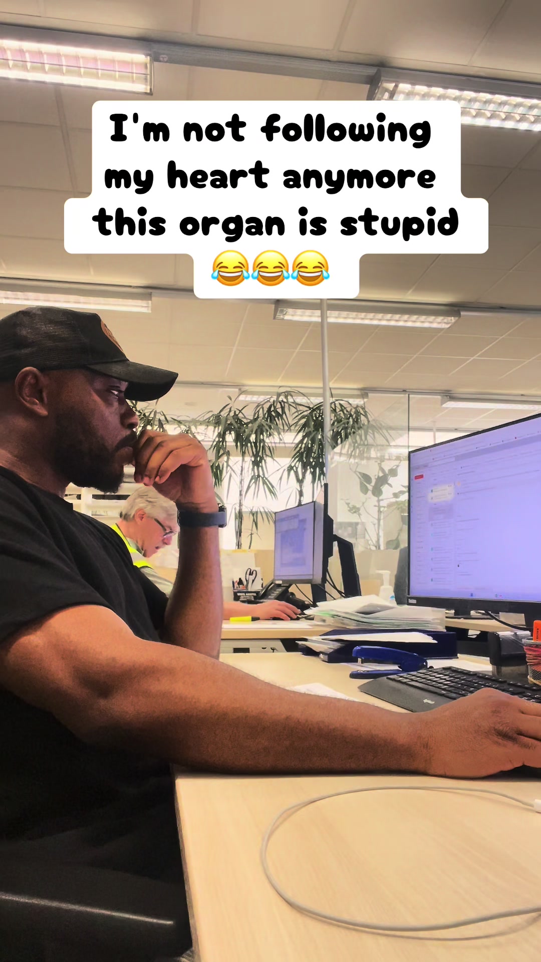 @Maxinoswavy