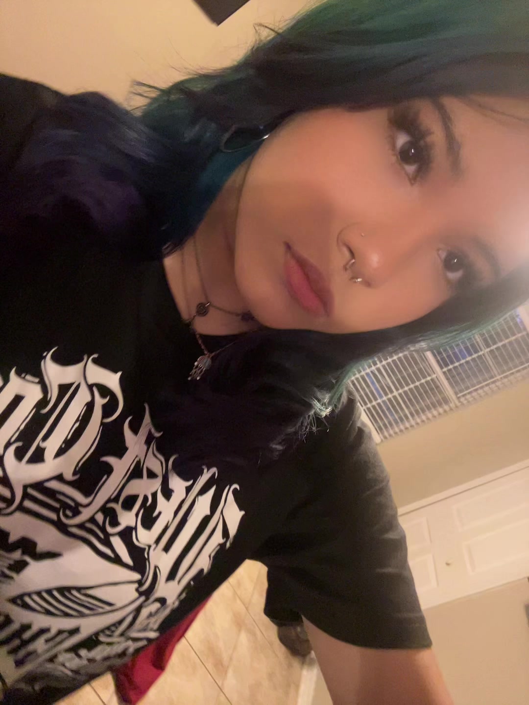 @𝑳 🐼
