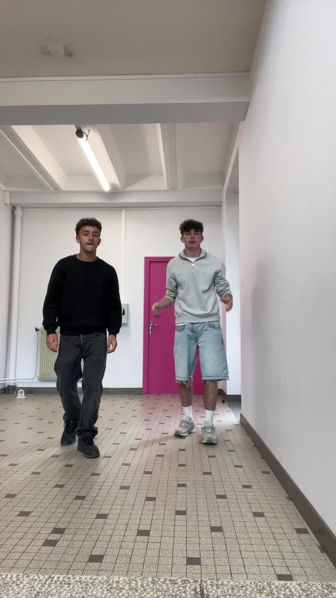 @pinglish