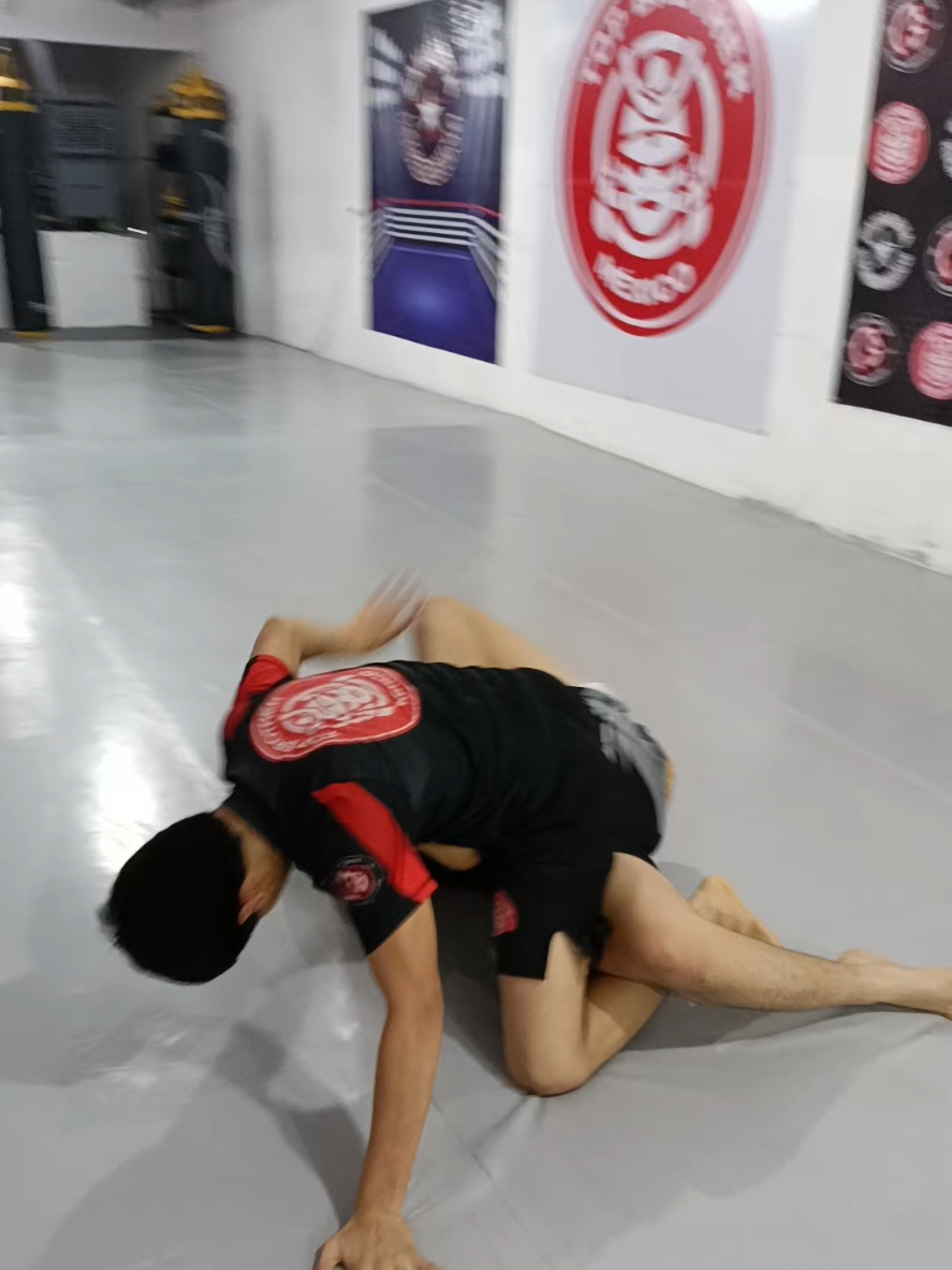 @ZavaletaKickboxing_mma