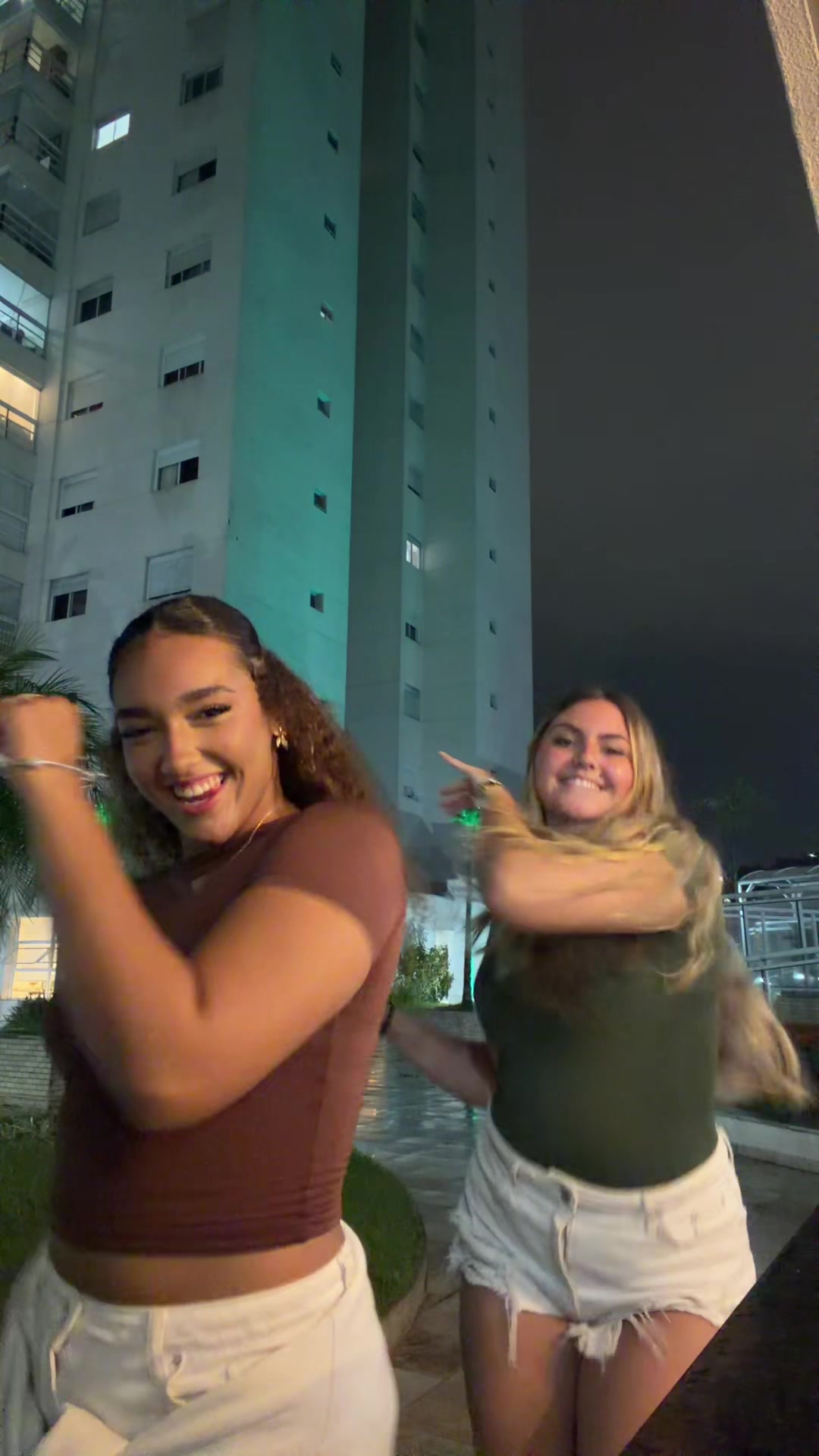 @malu.hernandes_