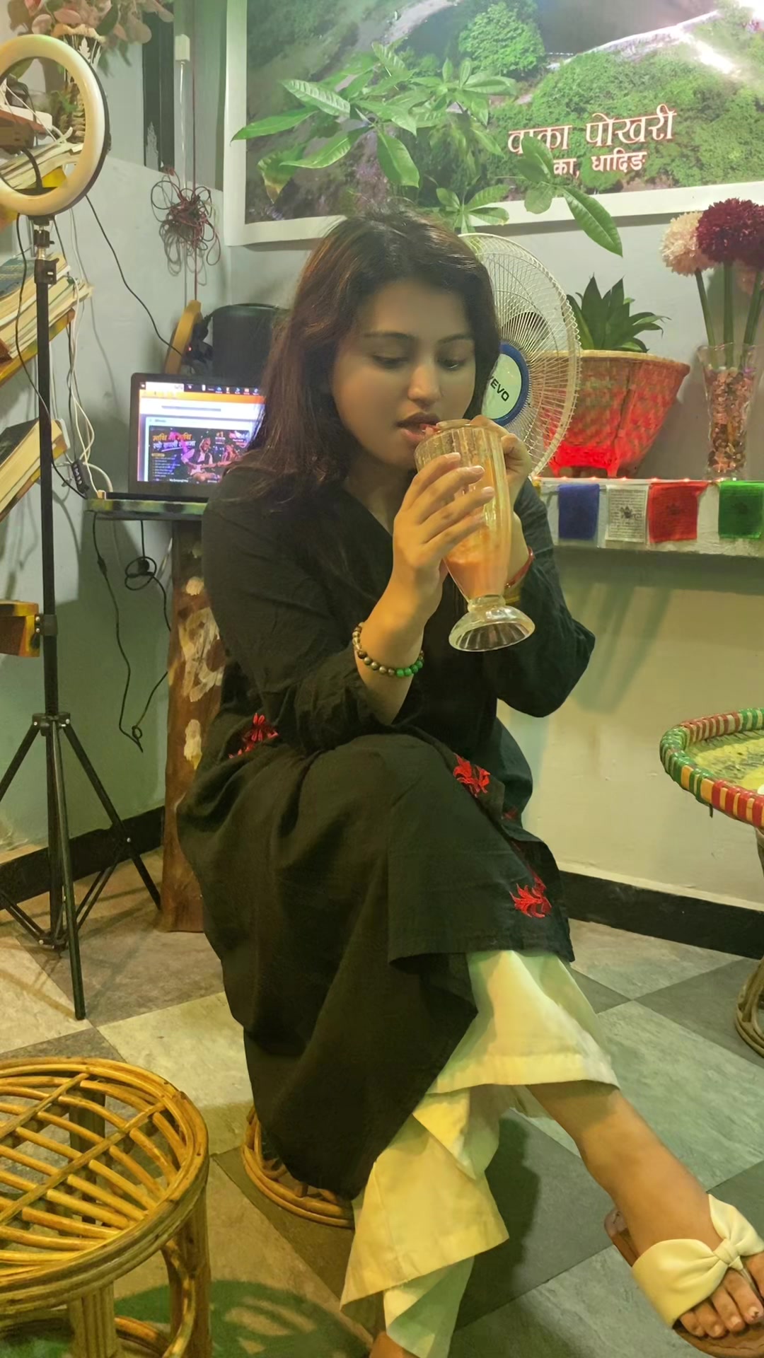 @अनू