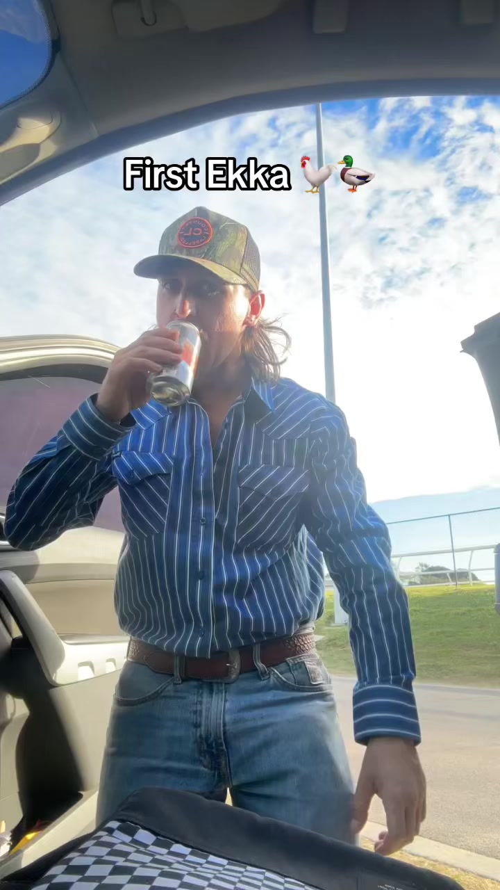 @Thebundycockatoo