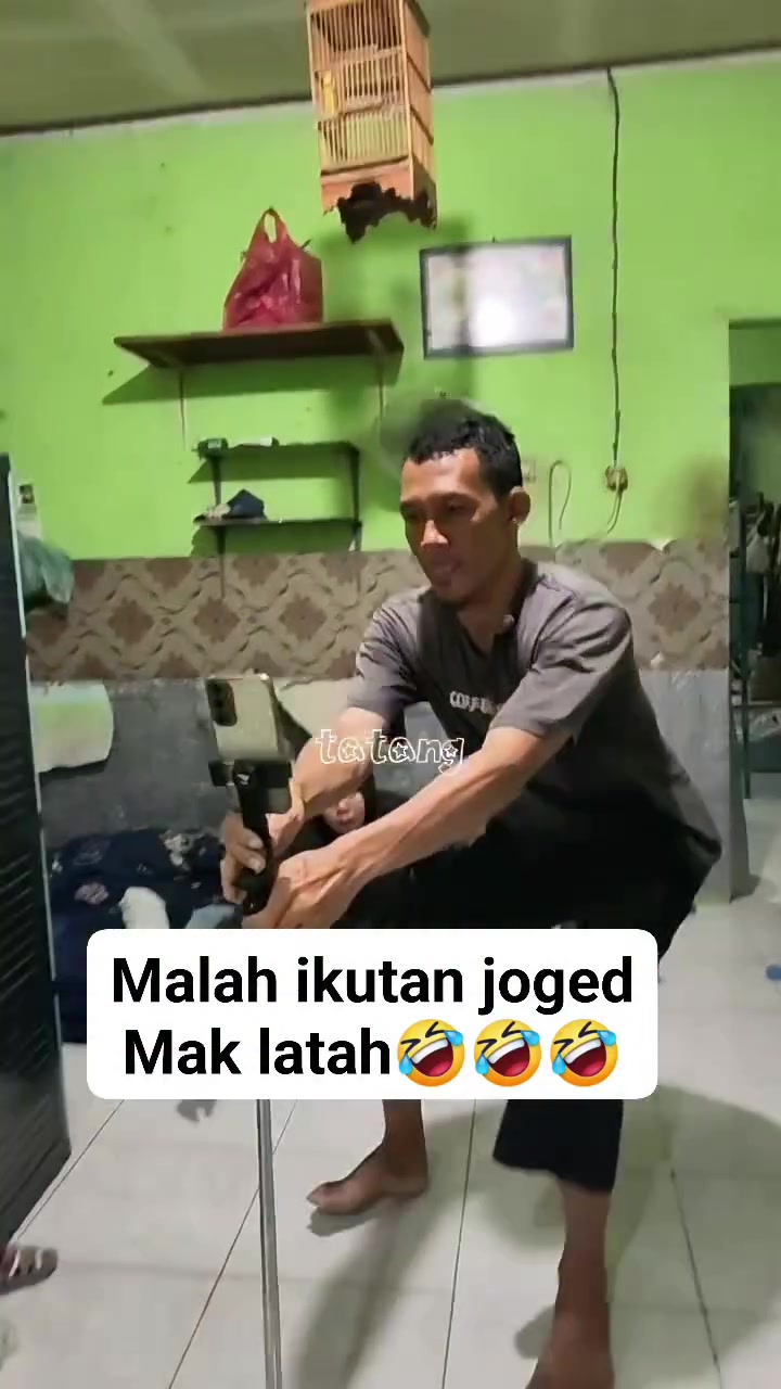 @Sham0z04